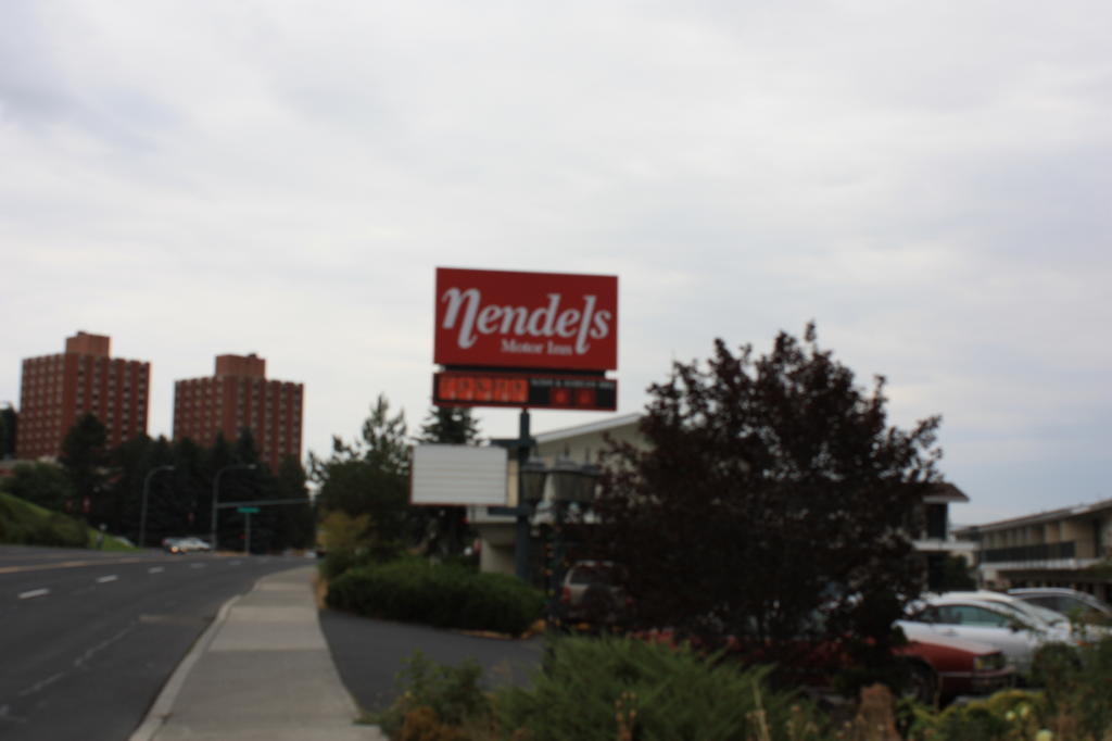 Nendel'S Motor Inn Pullman Exterior photo